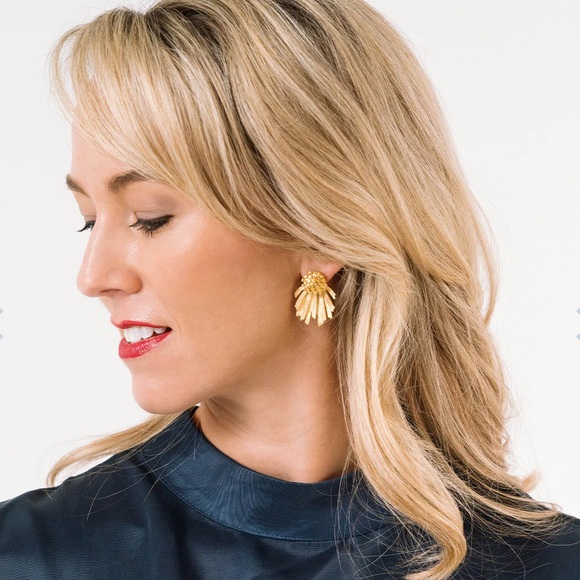 Susan Shaw Sparks Fly Stud Earrings - Picture 3 of 6